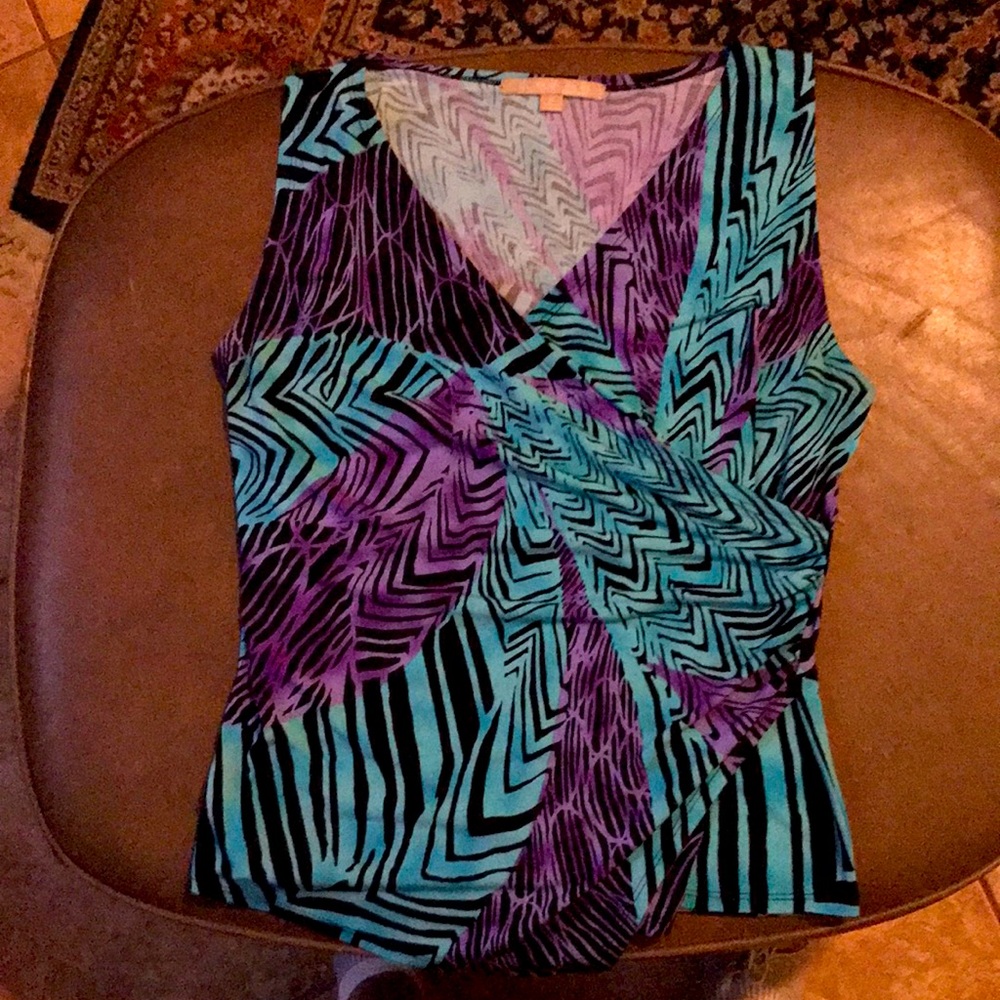 Multi-colored wrap top